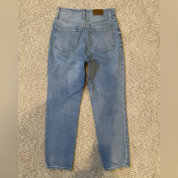 Madewell The Momjean Size 27 Distressed High Rise Straight Leg Jeans - Picture 4 of 9